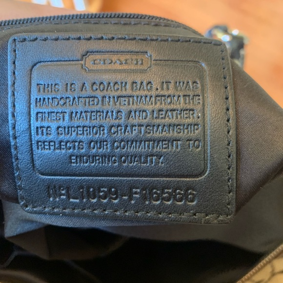 New Coach Signature Khaki Jacquard Tote Bag - Picture 7 of 9